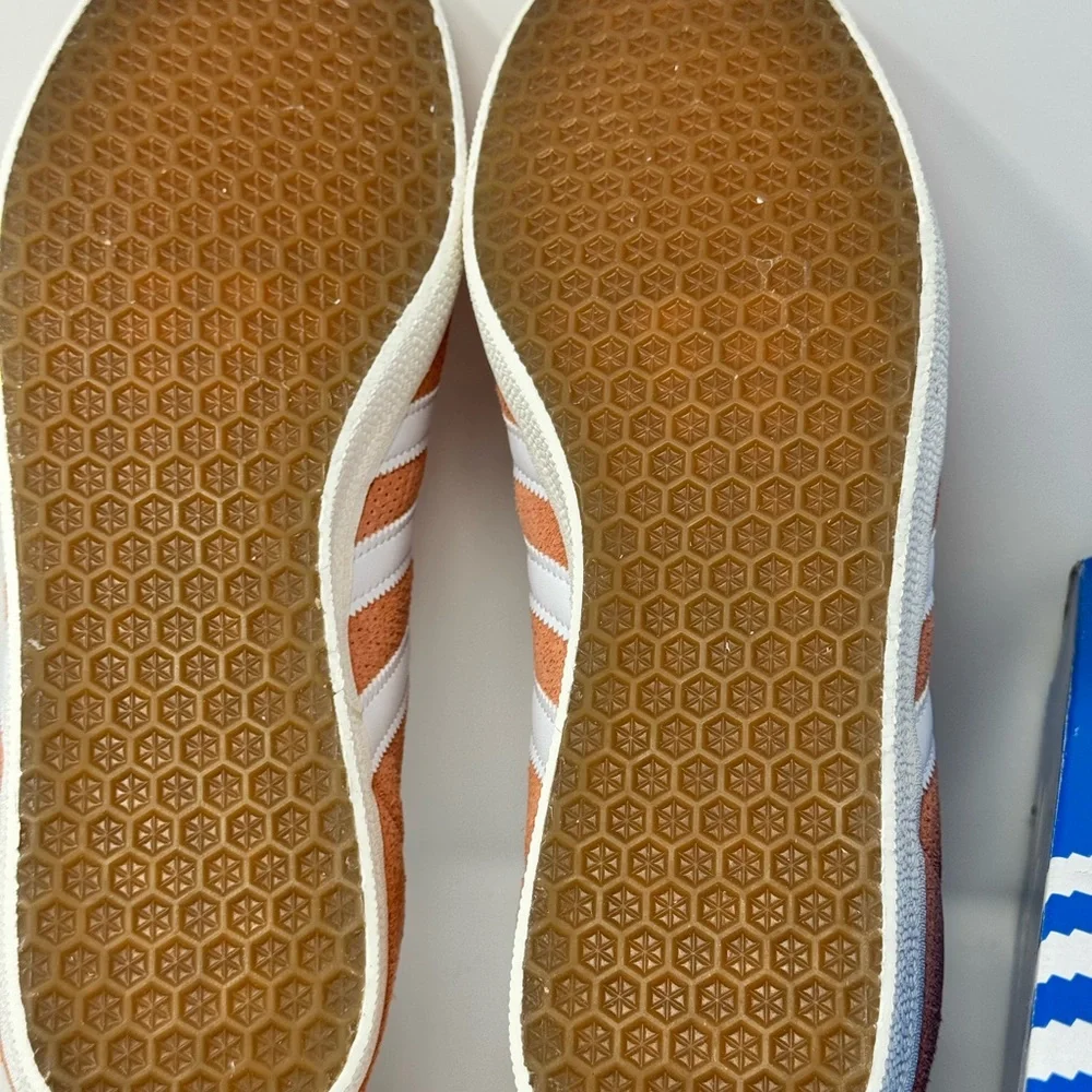NEW Adidas Gazelle Wonder Clay White Men’s Size 10.5 IG6213 Sneaker IN BOX $90